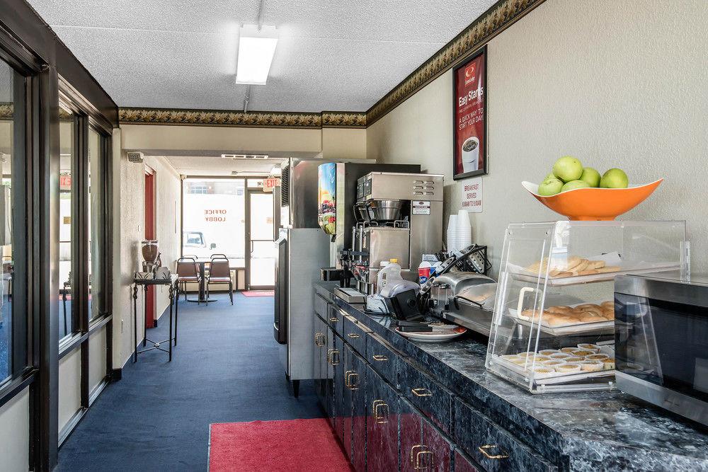 Econo Lodge Inn & Suites Fairgrounds Des Moines Kültér fotó