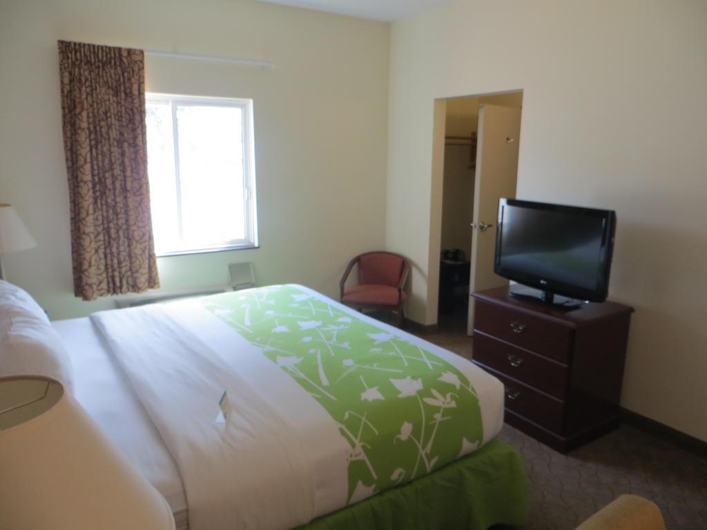 Econo Lodge Inn & Suites Fairgrounds Des Moines Kültér fotó